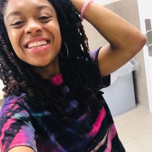 Meet your Posher, Ajah